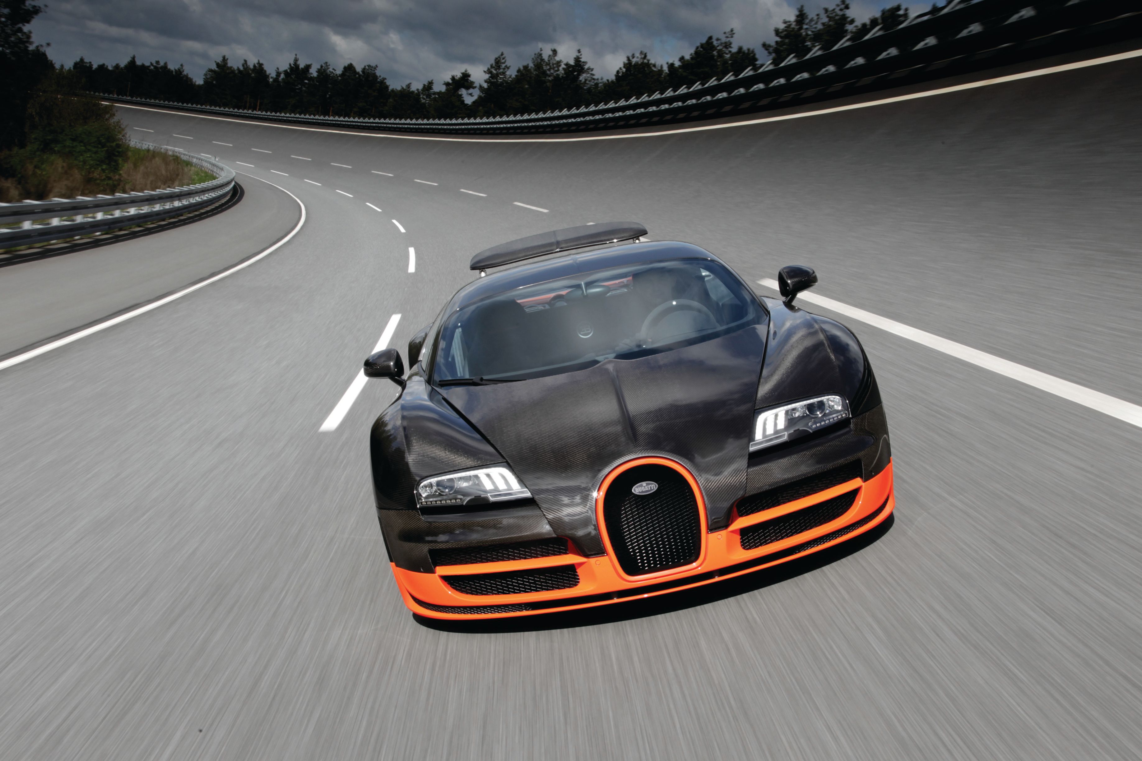 1/18 ブガッティ ヴァイロン 16.4 Super Sport Rastar 1:18 Bugatti Veyron 16.4 Grand Sport Vitesse オレンジ